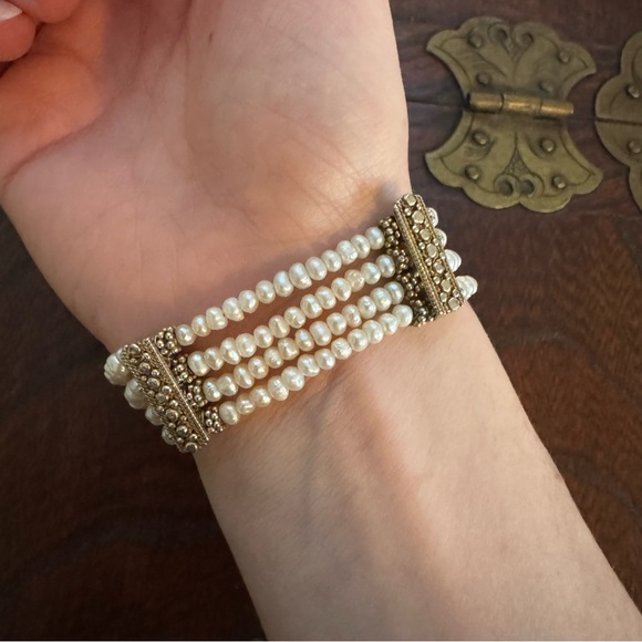 Vintage Multi-Strand Pearl Bracelet Gold Tone Ornate Clasp - Picture 2 of 6